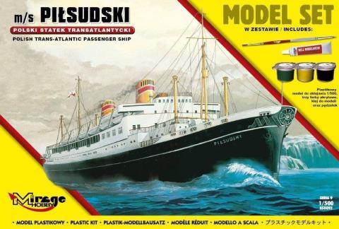 Statek Transatlantycki m/s "PIŁSUDSKI"