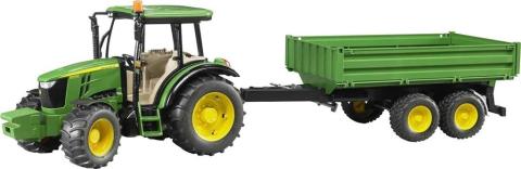 Traktor John Deere 5115M z przyczepą wywrotką