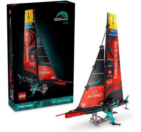 LEGO(R) TECHNIC 42174 (2szt) Jacht Emirates Team New