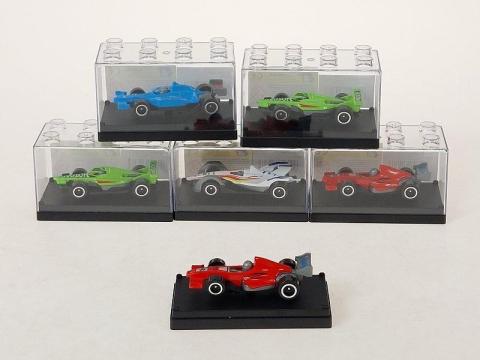 Auto F1 metalowe 1:64 MIX